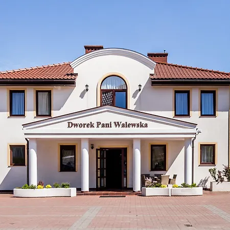Dworek Pani Walewska-3