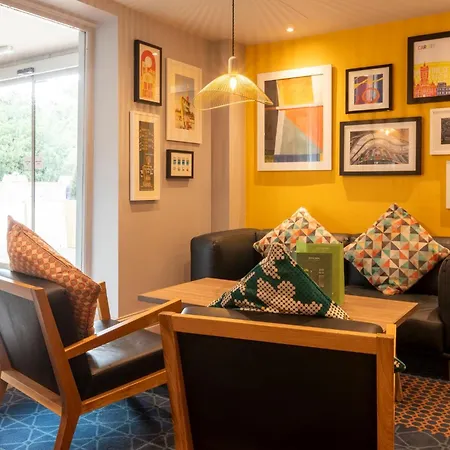 Holiday Inn Cardiff City Centre By Ihg-2