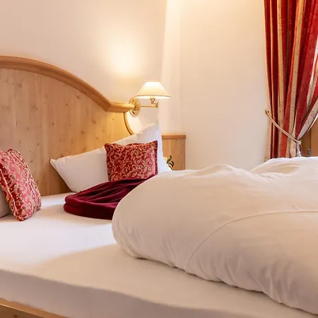Hotel Erna-3