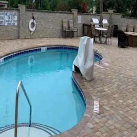 Holiday Inn & Suites Columbia Ne - Ft Jackson Area By Ihg-3