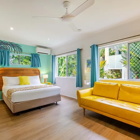 Port Douglas Motel-3