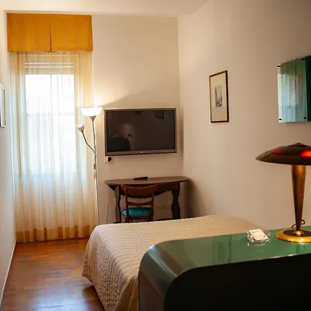 Hotel Napoleon Rimini - City & Station-3