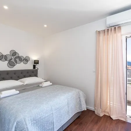 Guest House Nikolina-3