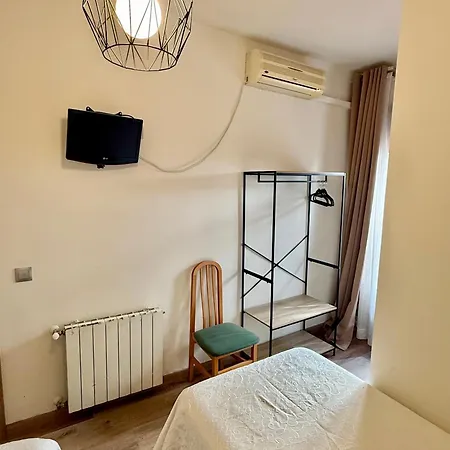 Hostal Residencia Fernandez-3