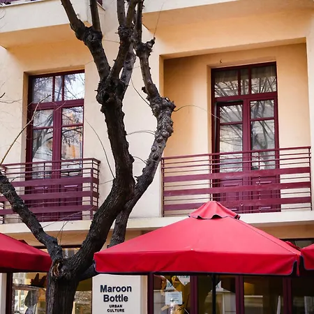 The Maroon Bottle Hotel-3