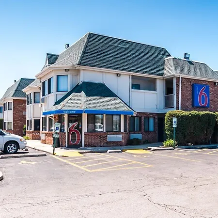 Motel 6 Chicago - Elk Grove-2