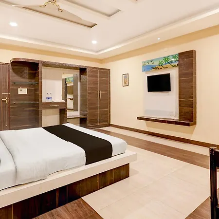 Super Townhouse Reti Bus Terminal Udaipur Formerly Greenland-2