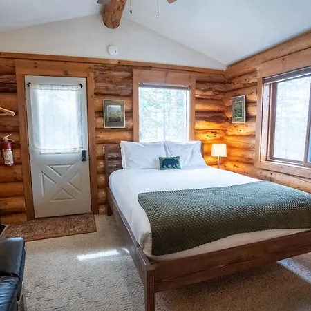 Hatcher Pass Cabins-2