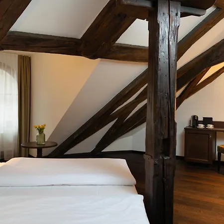 Altstadthotel Arch-3