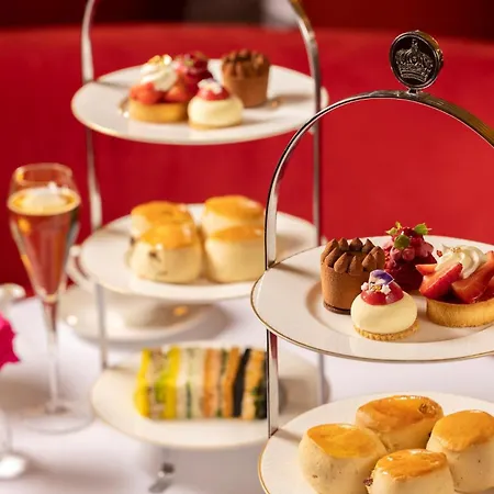 Hotel Cafe Royal-3