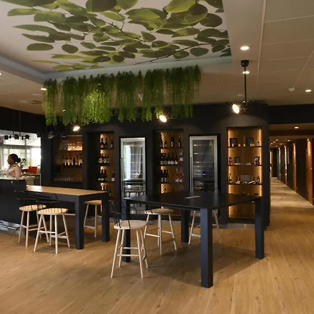 Novotel Paris Créteil Le Lac-2