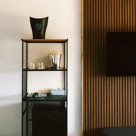 Adrift Hotel-3
