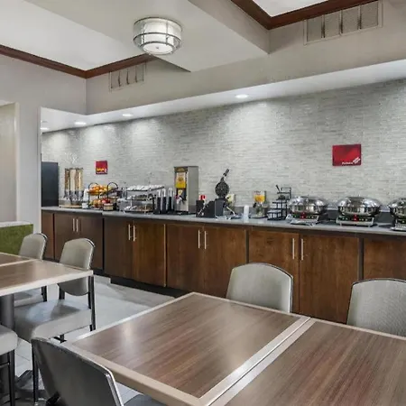 Best Western Plus Indianapolis Nw Hotel-3