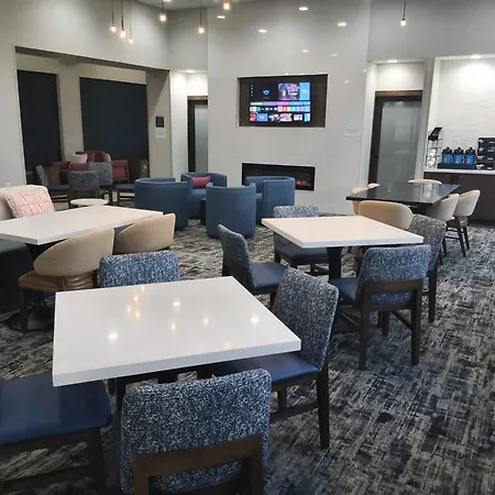 La Quinta By Wyndham New Haven-2