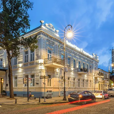 Boulevard Hotel Batumi-2
