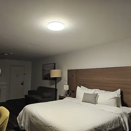 Travelodge By Wyndham Kapuskasing-2