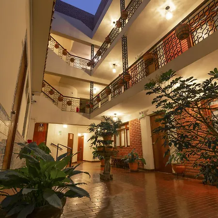 Hotel San Isidro Inn-2