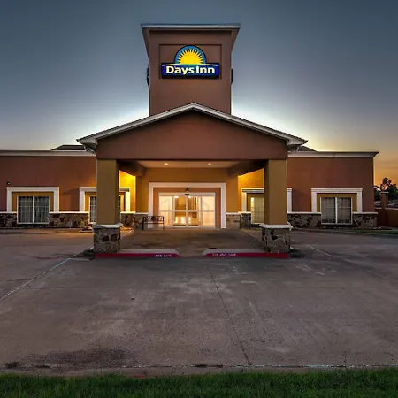 Days Inn By Wyndham Rockdale Texas-2