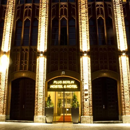 Plus Berlin Hostel Und Hotel-2