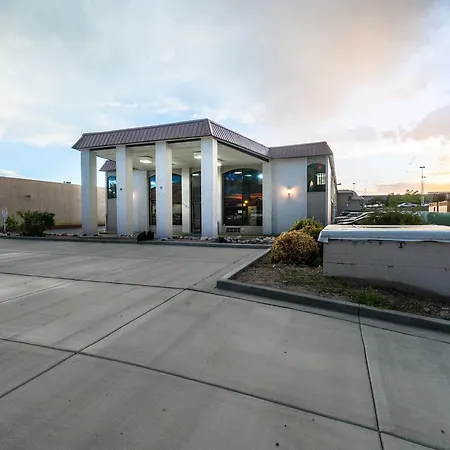 Little Suites Provo Extended Stay-2