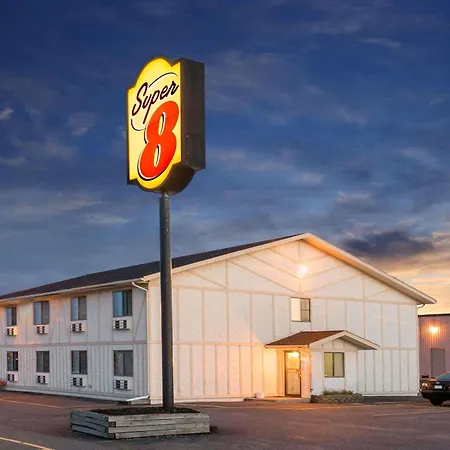 Super 8 By Wyndham Little Falls-2