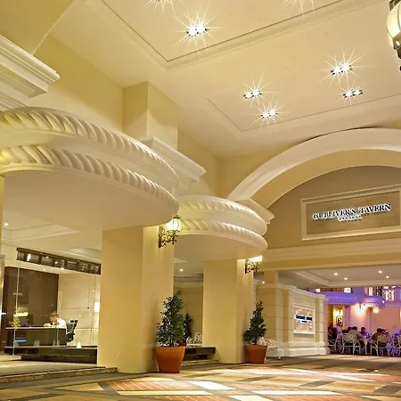 Gulliver'S Tavern Hotel-2