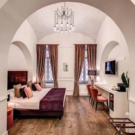 Boutique Centrale Relais-3
