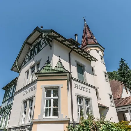 Hotel Garni Villa Rosengarten-3