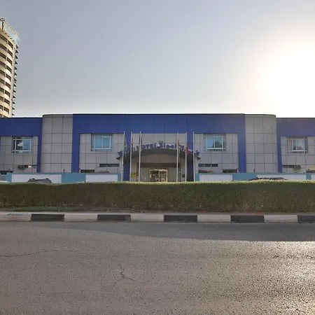 Oyo 366 Waves Hotel-2
