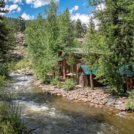 Swiftcurrent Lodge-3