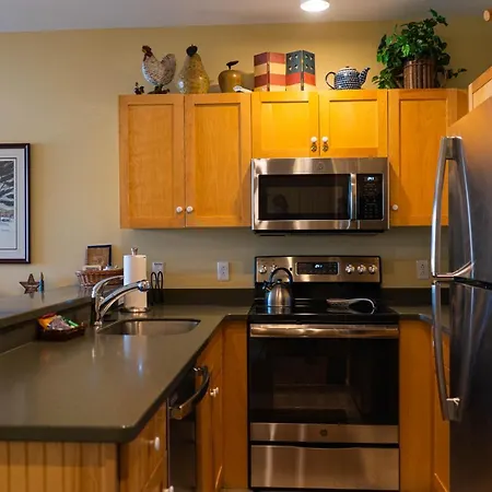 Long Trail House Condominiums At Stratton Mountain Resort-2