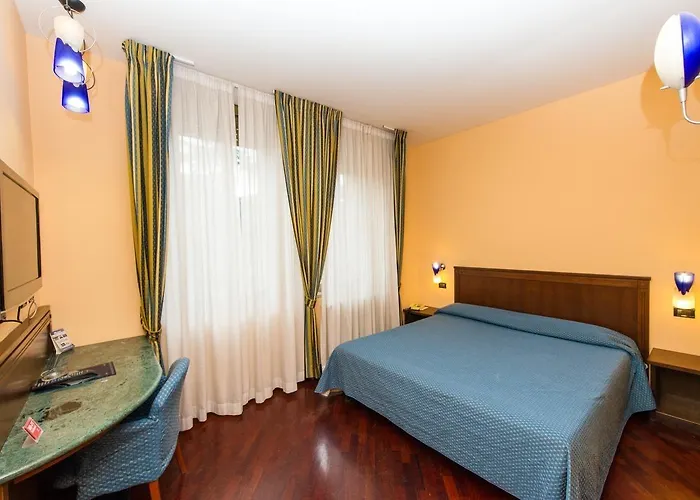 Hotel Millennium Palace