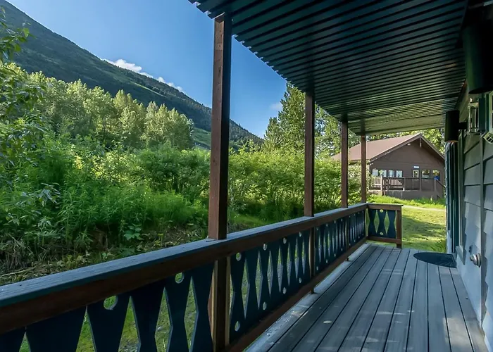 Alyeska Retreat C110