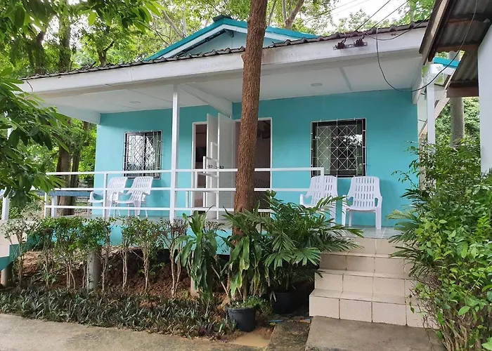 Blue Bay Bungalow