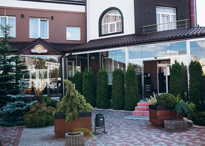 Globus Hotel
