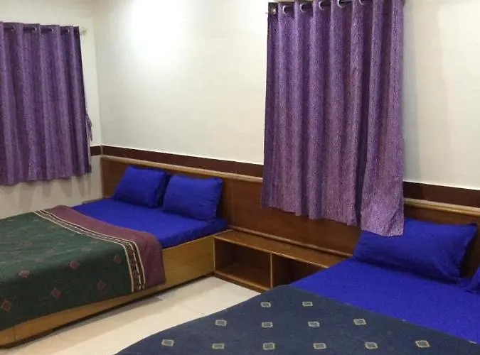 Hotel Toran 100 Metres Away From Diu