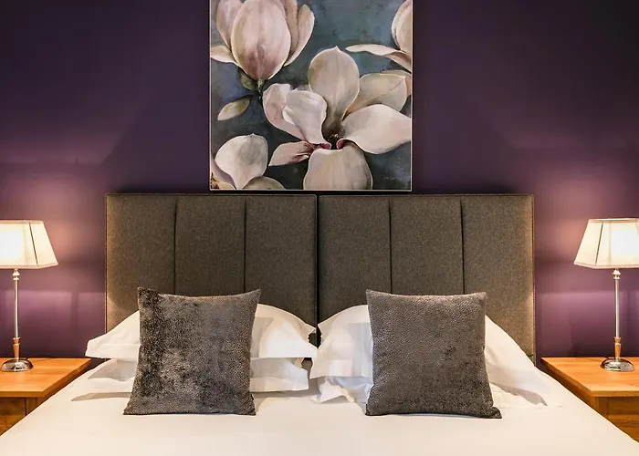 The Lodge Rooms @ Carus Green