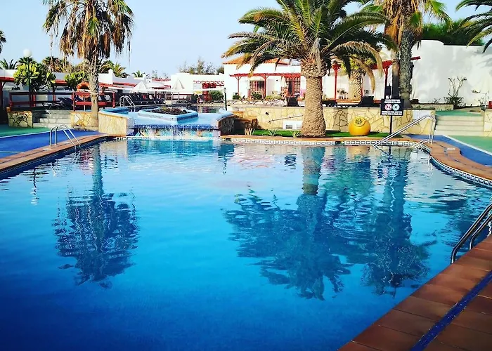 Bungalows Castillo Club Lake