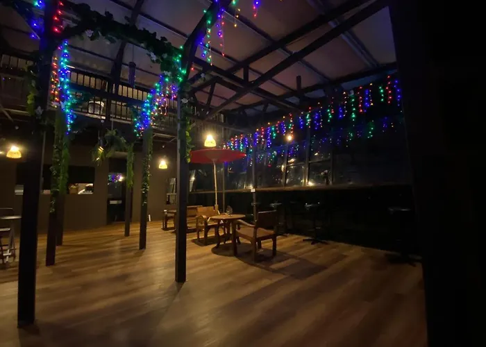 Anggun Lodge