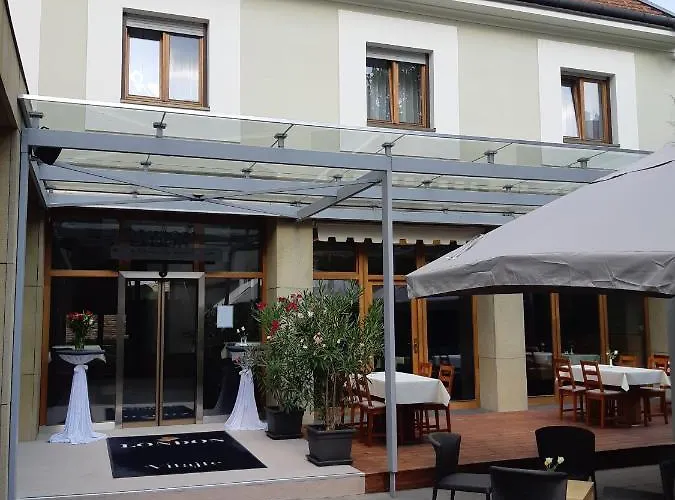 London Boutique Hotel & Restaurant
