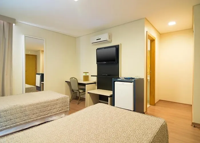 Hotel Financial