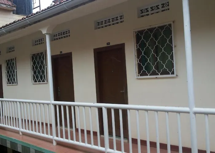 Leosim Hotel Nebbi