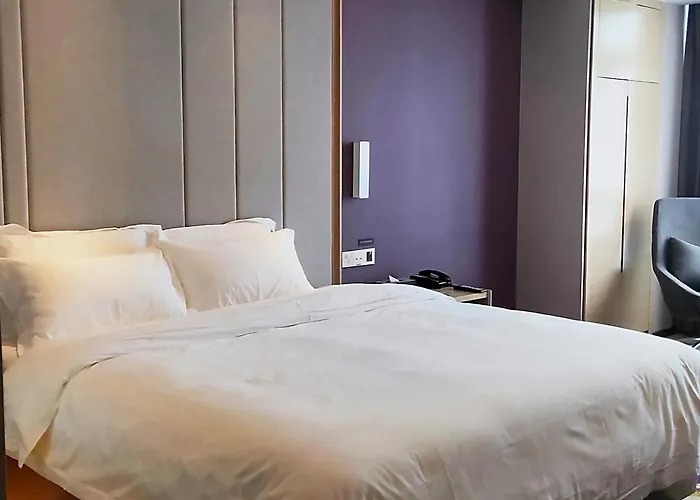 Lavande Hotel