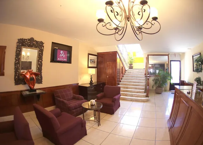 Hotel Aztlan