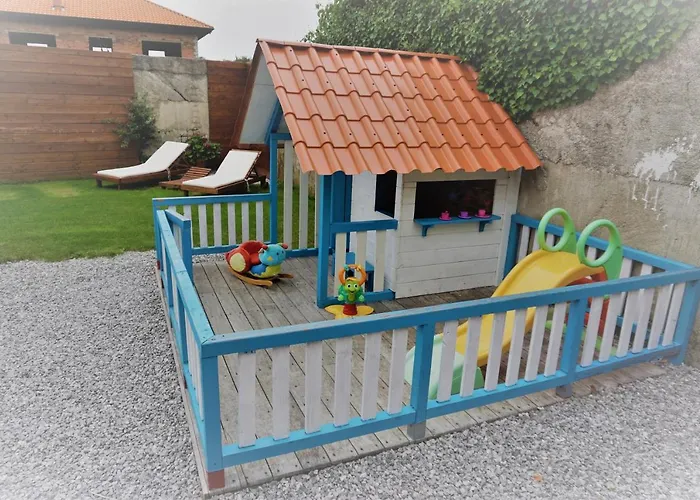 Apartamentos La Playina
