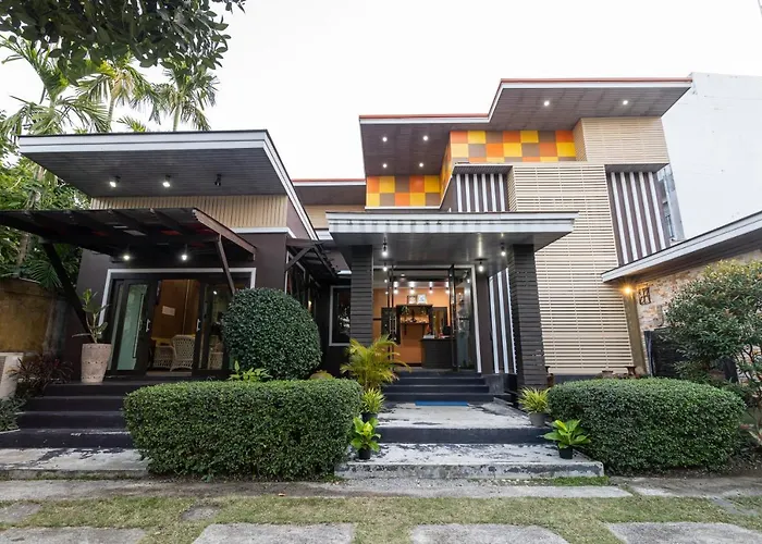 Jj Hut Hotel
