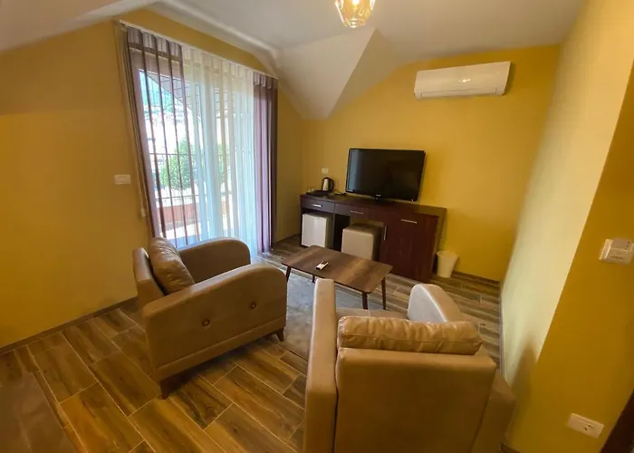 Hotel Kolonja'S