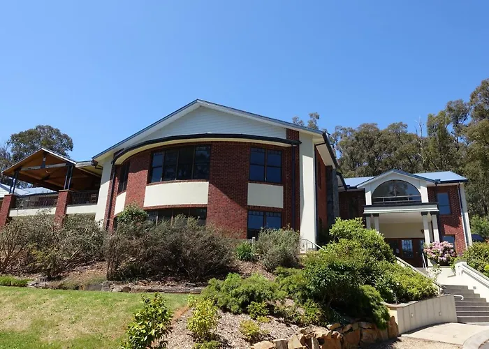 Elkanah Lodge And Conference Centre