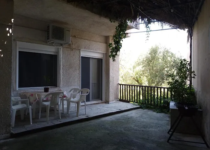 Velikis Apartments