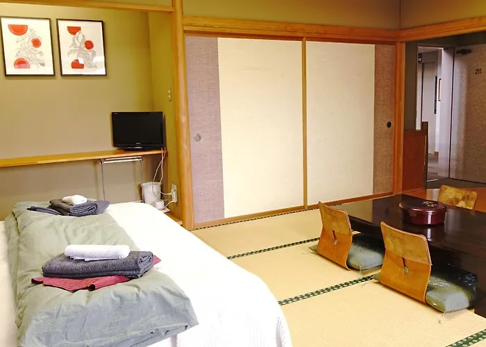 Refre Hotel